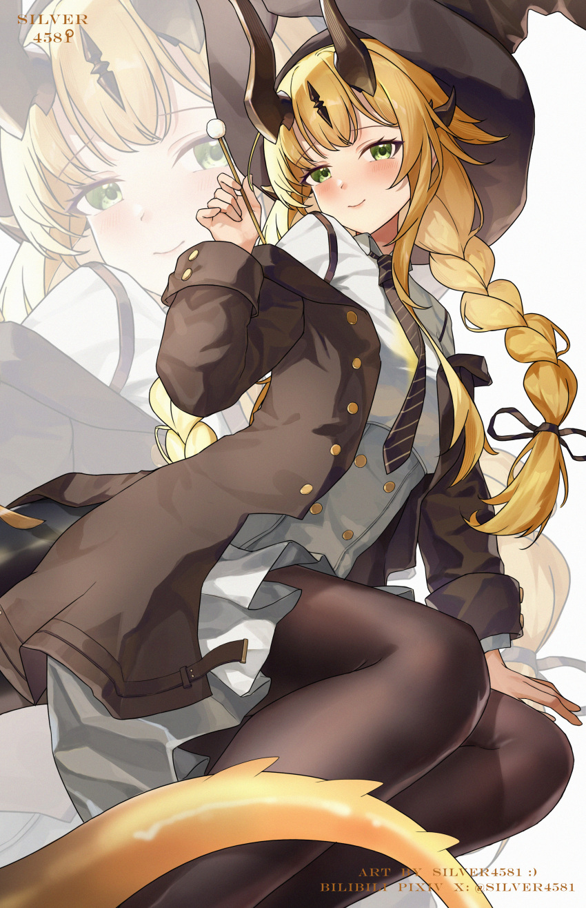 1girl, absurdres, arknights, artist_name, black_hat, black_horns, black_necktie, blonde_hair, blush, braid, brown_jacket, brown_pantyhose, chinese_commentary, collared_shirt, commentary_request, diagonal-striped_clothes, diagonal-striped_necktie, dragon_girl, dragon_horns, dragon_tail, feet_out_of_frame, green_eyes, hand_up, hat, highres, holding, horns, jacket, long_hair, long_sleeves, looking_at_viewer, necktie, off_shoulder, open_clothes, open_jacket, pantyhose, reed_(arknights), reed_the_flame_shadow_(arknights), reed_the_flame_shadow_(curator)_(arknights), shirt, silver4581, simple_background, sitting, skirt, smile, solo, striped_clothes, tail, twin_braids, twitter_username, white_background, white_shirt, white_skirt, yokozuwari, zoom_layer