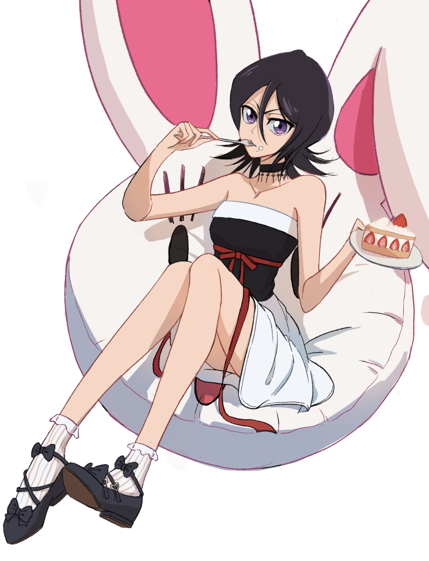 1girl, absurdres, bare_shoulders, black_choker, black_hair, black_shoes, bleach, breasts, cake, chappy, chi_mei_wang_liang, chinese_commentary, choker, collarbone, commentary_request, dress, eating, food, food_on_face, fork, full_body, highres, holding, holding_fork, holding_plate, kuchiki_rukia, medium_hair, plate, red_ribbon, ribbon, shoes, short_dress, sitting, small_breasts, socks, solo, strapless, strapless_dress, strawberry_shortcake, violet_eyes, white_socks