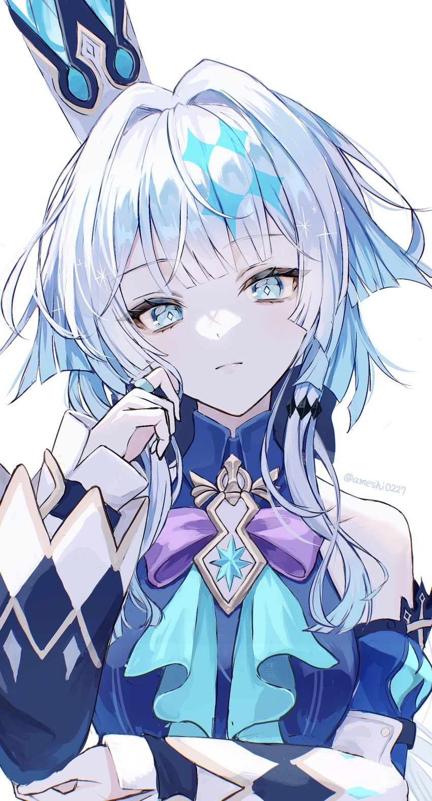 1girl, absurdres, ameshi0227, backlighting, bare_shoulders, blue_eyes, blue_hair, blue_shirt, blunt_bangs, blunt_ends, bow, bowtie, bright_pupils, brooch, buttons, cerydra_(honkai:_star_rail), chromatic_aberration, closed_mouth, collared_shirt, commentary_request, crown, detached_sleeves, diamond-shaped_pupils, diamond_(shape), expressionless, gradient_hair, hair_intakes, hand_on_own_cheek, hand_on_own_elbow, hand_on_own_face, hand_up, hat, head_tilt, highres, honkai:_star_rail, honkai_(series), jewelry, layered_sleeves, light_frown, long_sleeves, looking_at_viewer, mini_crown, multicolored_hair, pale_skin, purple_bow, purple_bowtie, ring, shirt, short_hair_with_long_locks, sidelocks, simple_background, sleeveless, sleeveless_shirt, solo, sparkle, straight-on, symbol-shaped_pupils, tsurime, twitter_username, two-tone_hair, upper_body, white_background, white_hair, white_hat, white_pupils, white_sleeves