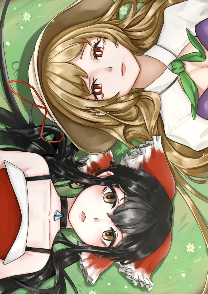 2girls, absurdres, agucala_(cookie), black_choker, black_hair, blonde_hair, bow, brown_eyes