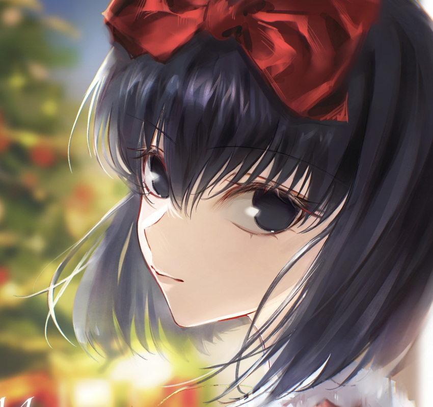 1girl, black_eyes, black_hair, blurry, blurry_background, bow, christmas_tree, closed_mouth