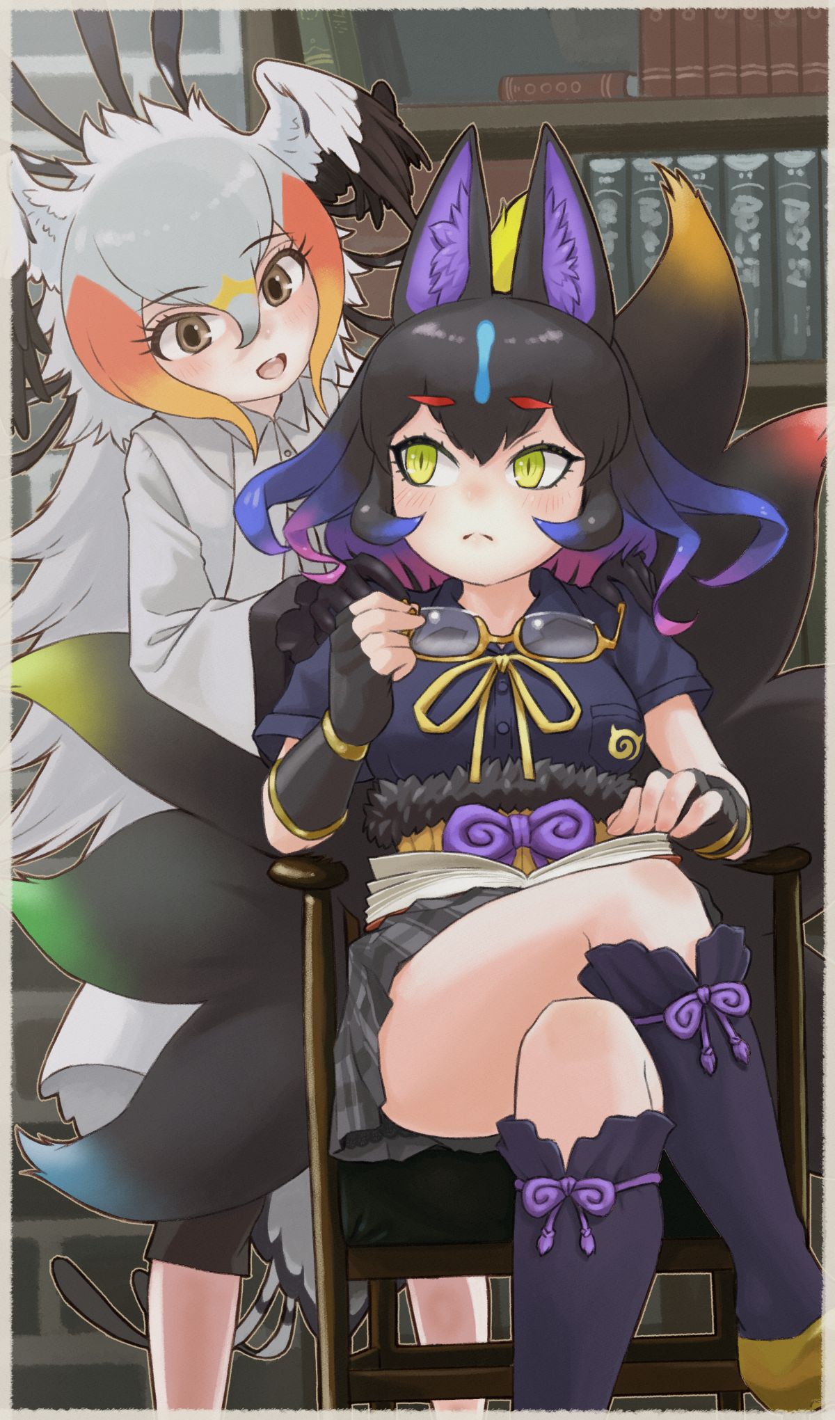 2girls, animal_ears, belt, bird_girl, bird_tail, bird_wings, black_fur, black_gloves