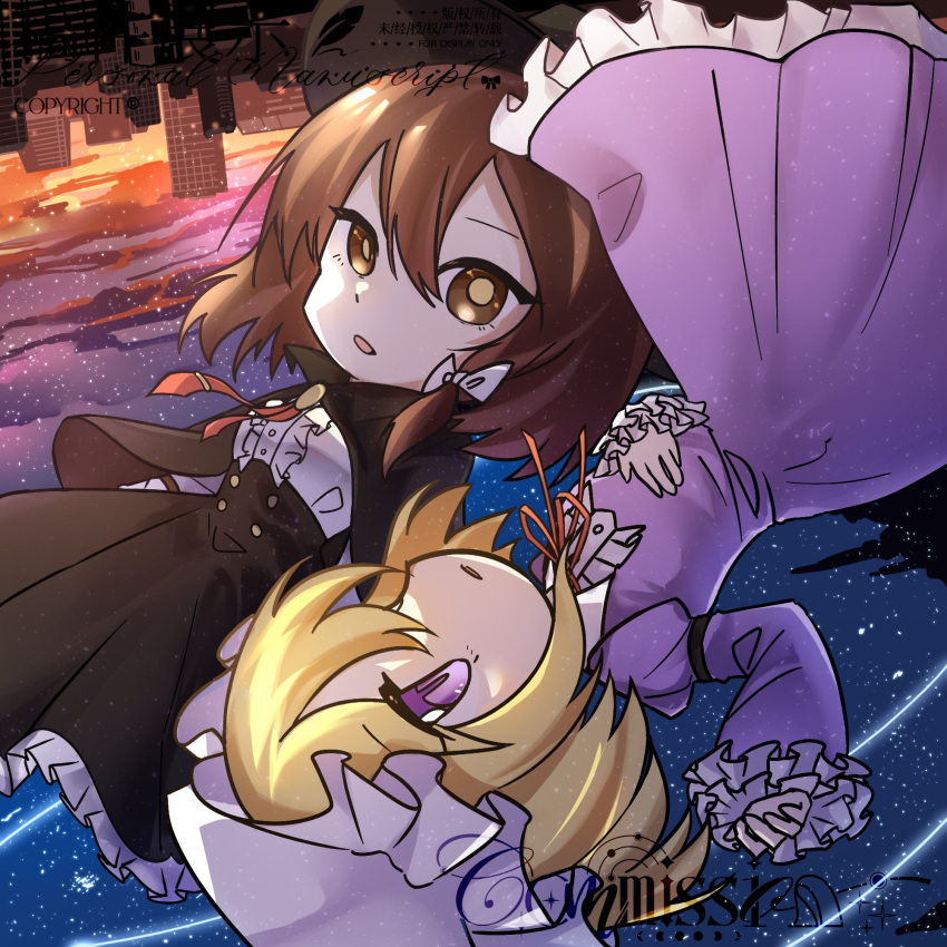 2girls, black_capelet, black_hat, black_skirt, blonde_hair, bonnet, bow, brown_eyes
