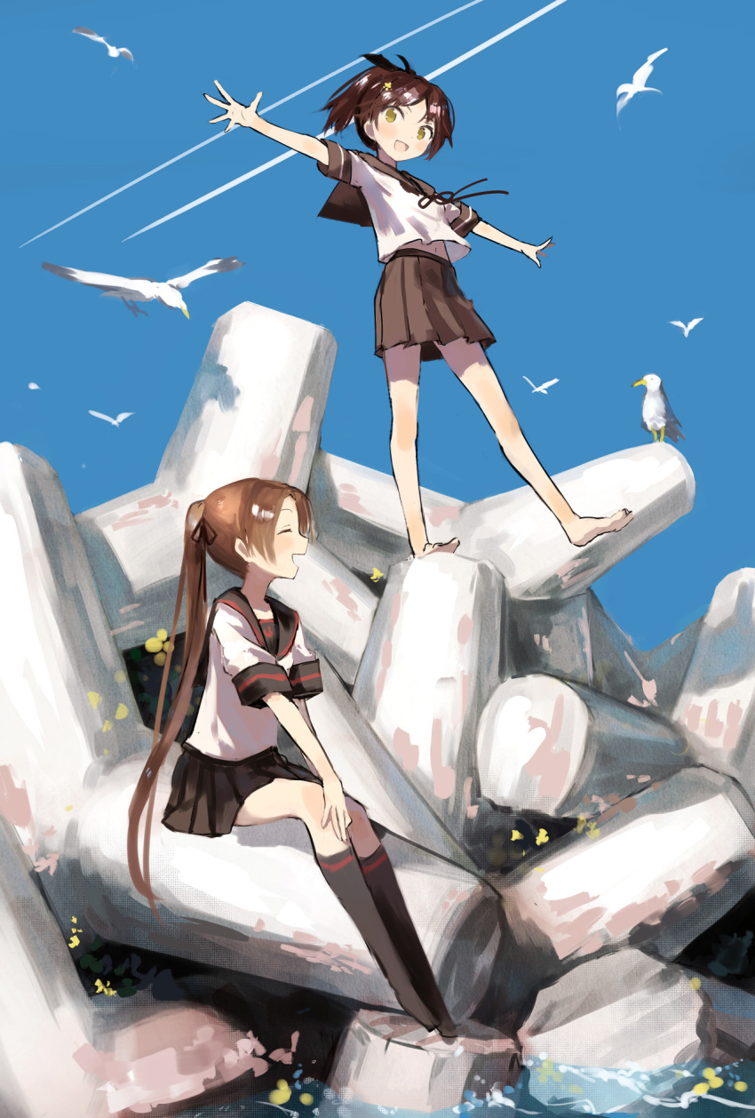 2girls, alt_(apou), ayanami_(kancolle), ayanami_kai_ni_(kancolle), barefoot, bird, black_sailor_collar, black_skirt