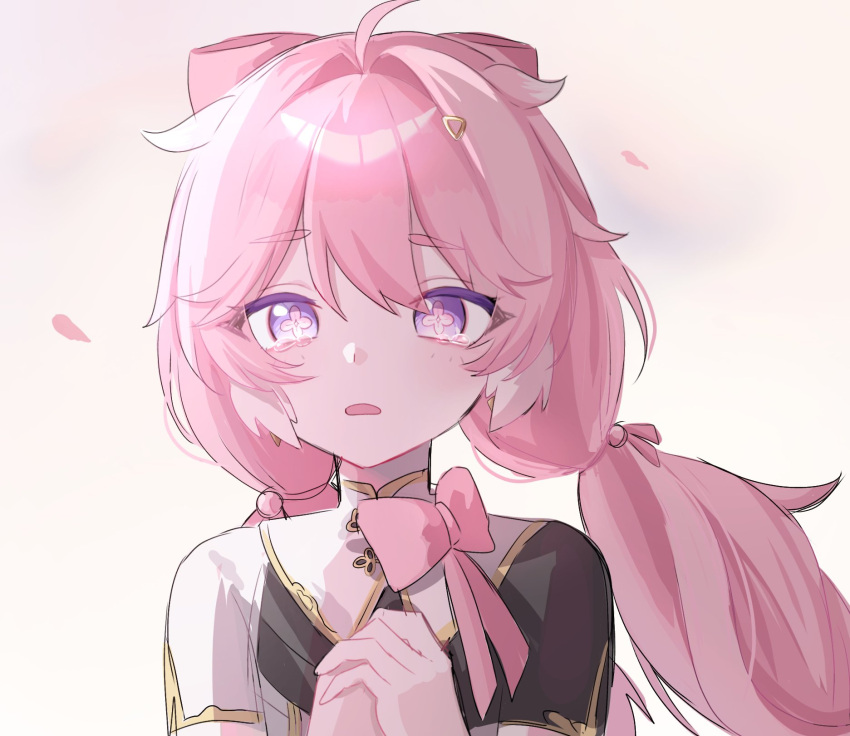 1girl, ahoge, bow, commentary_request, encore_(wuthering_waves), flower-shaped_pupils, hair_bow, hair_intakes