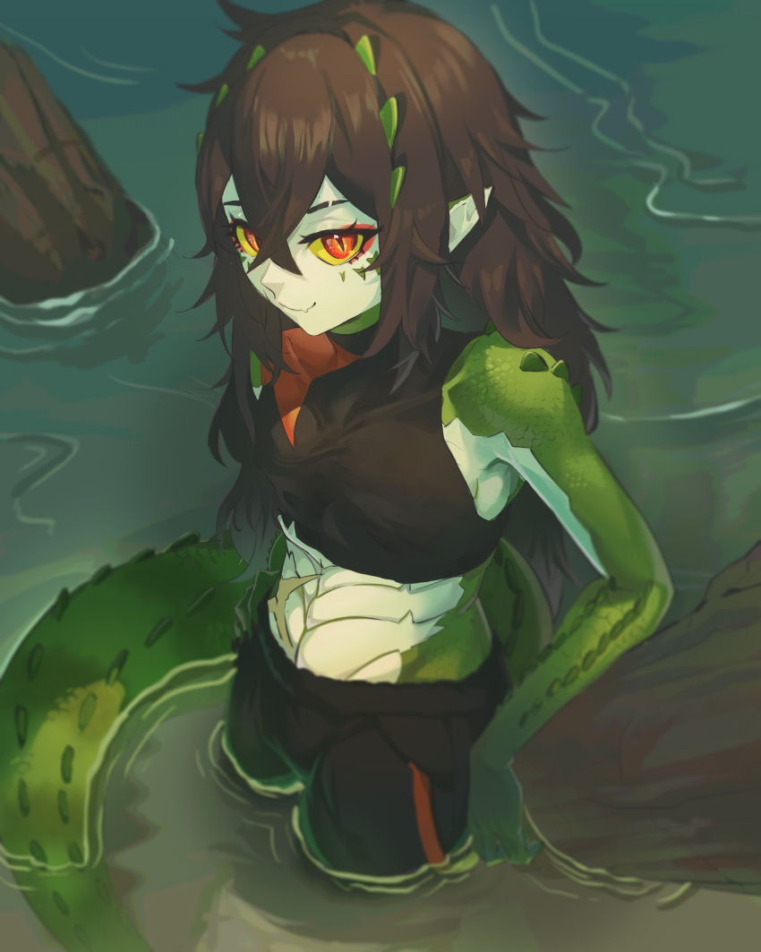 1girl, absurdres, black_pants, black_shirt, brown_hair, closed_mouth, colored_sclera, commentary, crocodile_girl, crocodilian_tail, fang, green_scales, highres, indie_virtual_youtuber, kairyu_crocodile, looking_at_viewer, mai_owmy, pants, pointy_ears, red_eyes, shirt, skin_fang, sleeveless, sleeveless_shirt, smile, solo, symbol-only_commentary, tail, virtual_youtuber, wading, water, yellow_sclera