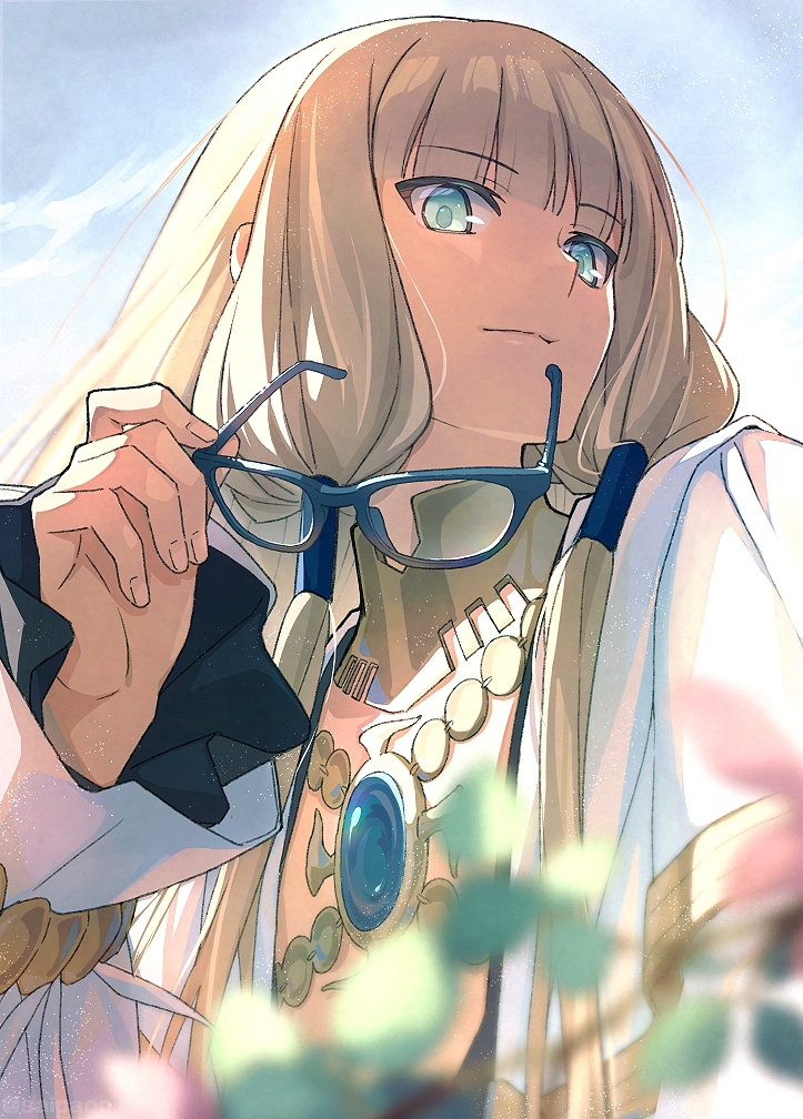 1boy, aqua_eyes, blonde_hair, blue_sky, brooch, fate/grand_order, fate_(series), glasses