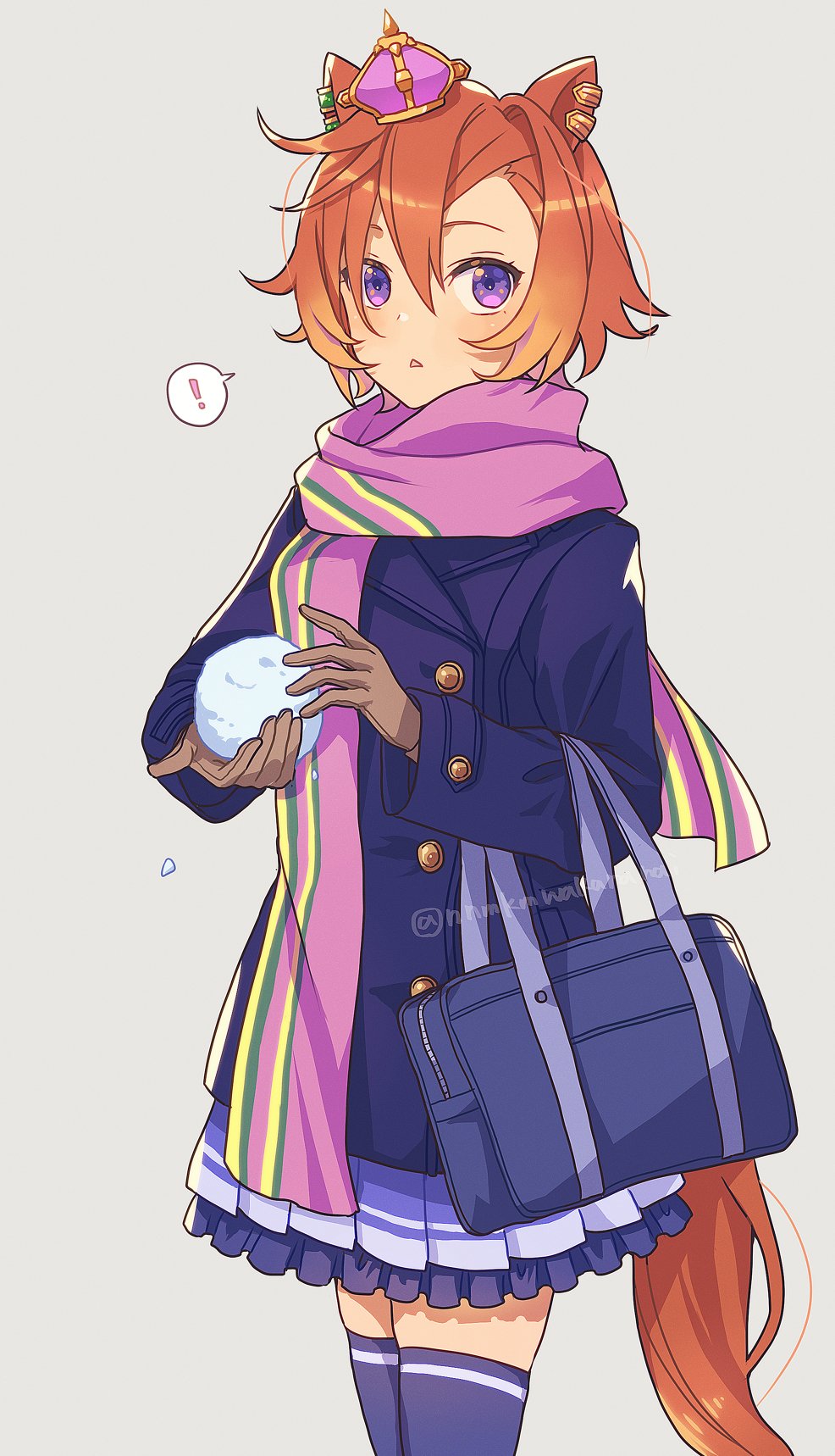 !, 1girl, animal_ears, bag, blue_coat, blush, brown_gloves, buttons, coat, crown, double-breasted, ear_ornament, gloves, hair_between_eyes, highres, holding, holding_snowball, horse_ears, horse_girl, horse_tail, long_sleeves, looking_at_viewer, mini_crown, nnmkmwakaranai, orange_hair, orange_tail, parted_lips, pink_crown, pink_scarf, purple_serafuku, purple_skirt, purple_thighhighs, scarf, school_bag, school_uniform, serafuku, short_hair, simple_background, skirt, snowball, solo, speech_bubble, spoken_exclamation_mark, t.m._opera_o_(umamusume), tail, thigh-highs, tracen_school_uniform, tracen_winter_coat, umamusume, violet_eyes, winter_clothes, winter_coat, winter_uniform