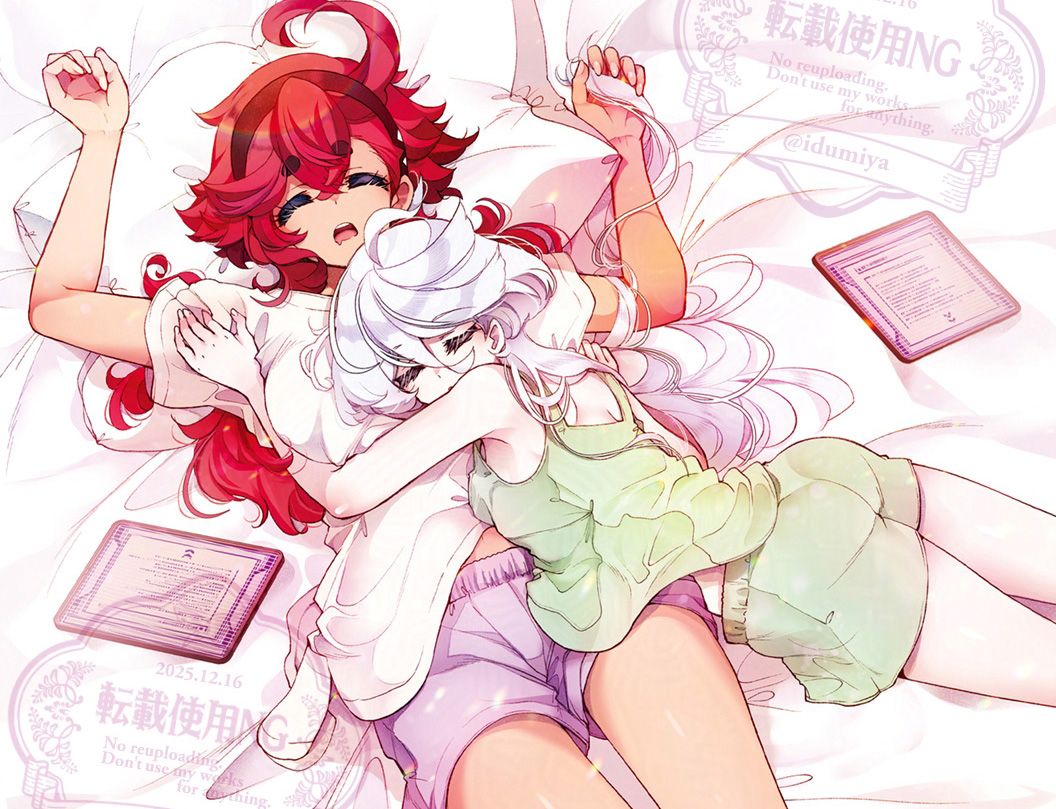 2girls, alternate_costume, boxer, closed_eyes, commentary_request, dark-skinned_female, dark_skin, feet_out_of_frame