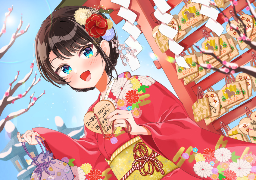 1girl, absurdres, alternate_costume, blue_eyes, blue_sky, brown_hair, cherry_blossom_print, floral_print, flower, hair_flower, hair_ornament, highres, holding_back, hololive, japanese_clothes, kimono, murasakijirushi, oozora_subaru, outdoors, pink_kimono, short_hair, sky, solo, virtual_youtuber