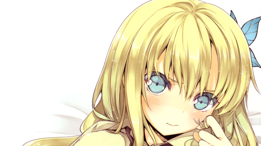 1girl, blonde_hair, blue_eyes, blush, boku_wa_tomodachi_ga_sukunai, butterfly, kashiwazaki_sena, keiji_mizoguchi_(style), lips, simple_backgroun, tagme