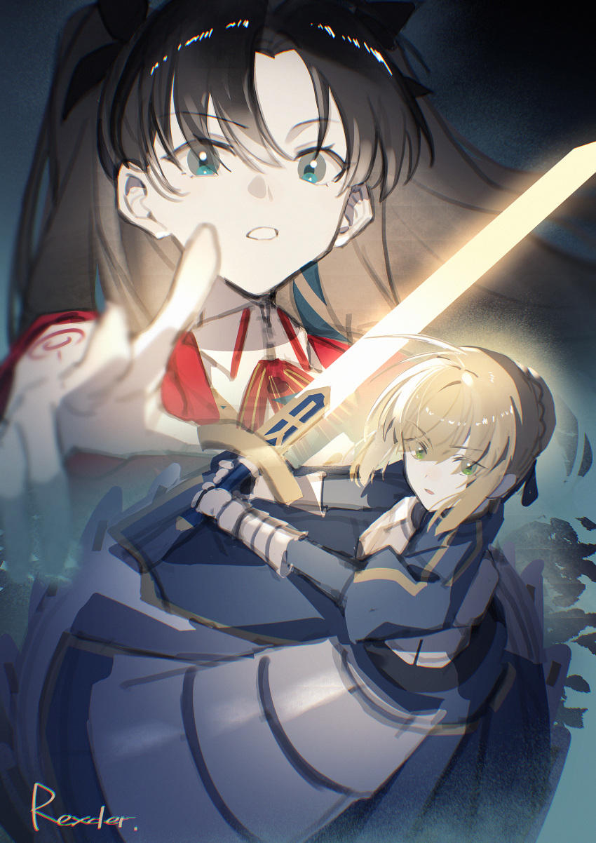 2girls, absurdres, ahoge, arm_up, armor, armored_dress, artist_name, artoria_pendragon_(fate), black_hair, blonde_hair, blue_background, blue_dress, chinese_commentary, collared_shirt, commentary_request, couple, dress, excalibur_(fate/stay_night), fate/stay_night, fate_(series), glowing, glowing_sword, glowing_weapon, green_eyes, hair_bun, hair_up, highres, jacket, leaning_forward, looking_at_viewer, multiple_girls, parted_bangs, parted_lips, reaching, reaching_towards_viewer, red_jacket, saber_(fate), shirt, teeth, tohsaka_rin, twintails, upper_body, weapon, zhilideyueduqi