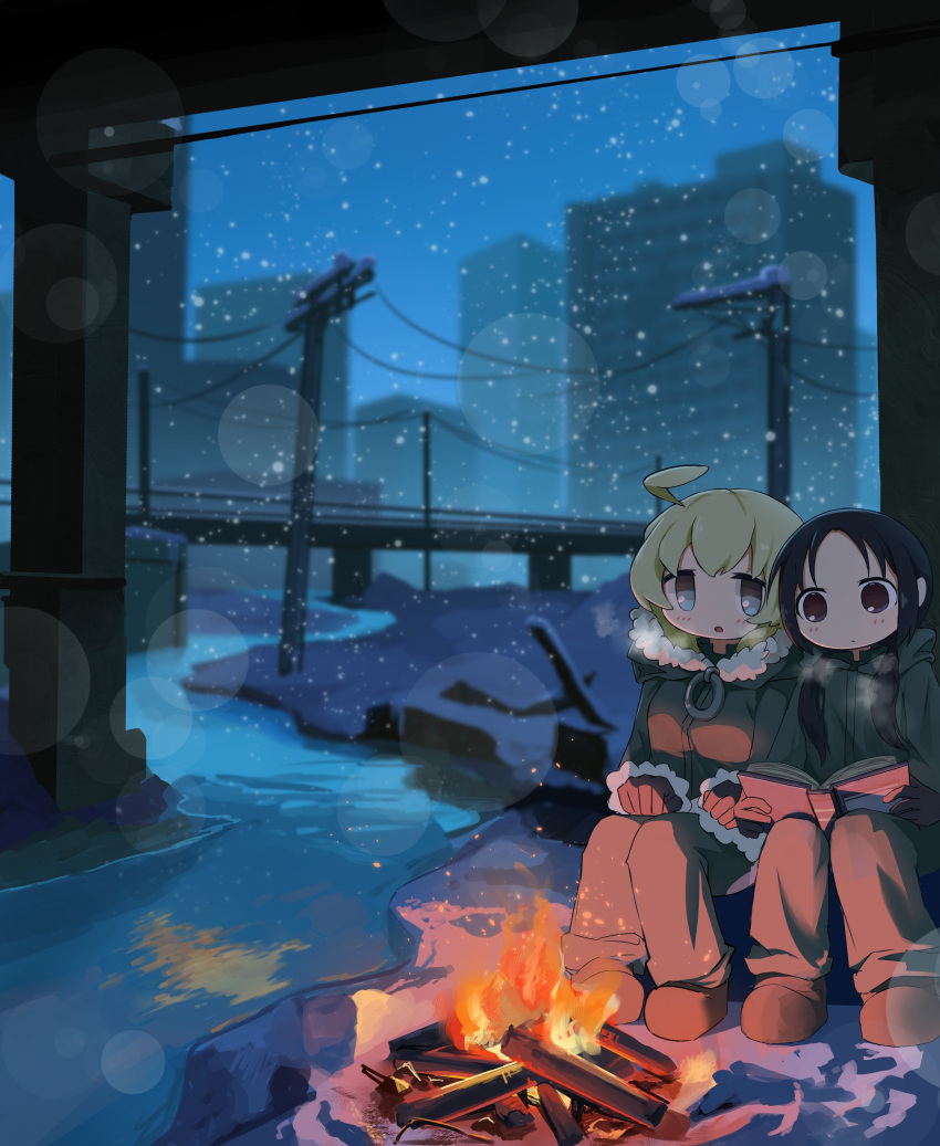 absurdres, ahoge, black_eyes, black_hair, blonde_hair, blue_eyes, campfire, chito_(shoujo_shuumatsu_ryokou)