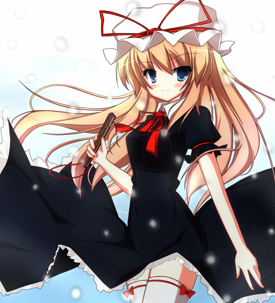 alternate_costume, bad_id, blonde_hair, blue_eyes, blush, bow, fan, hat