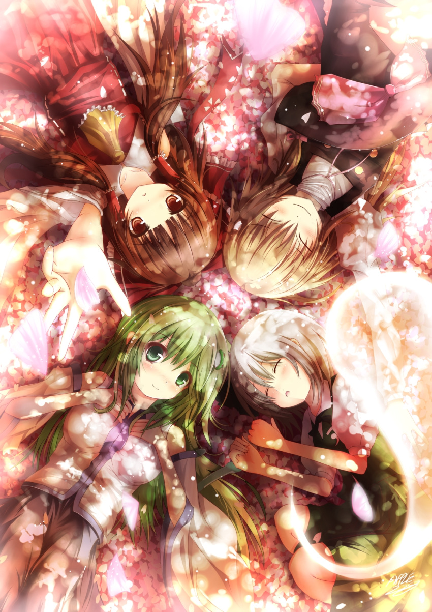 :o, apple228, bangs, blonde_hair, blunt_bangs, bow, brown_eyes, brown_hair