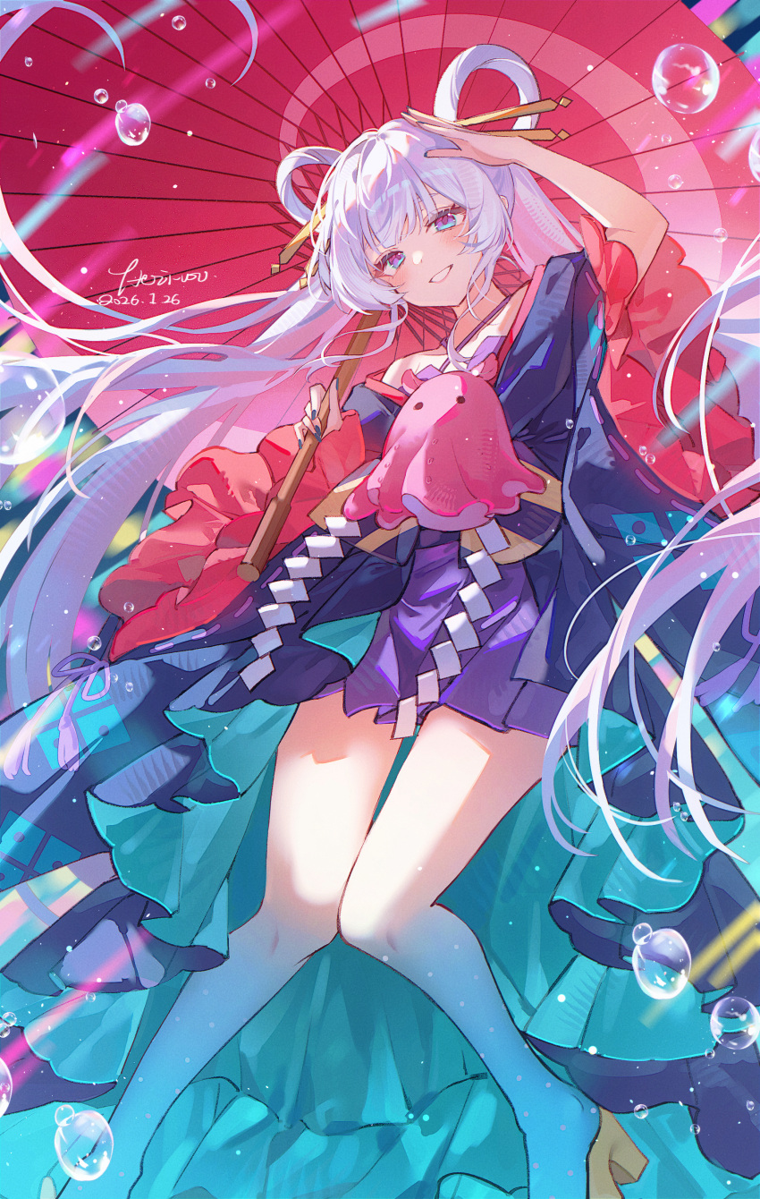 1girl, absurdres, arm_up, bare_legs, blue_eyes, blush, bubble, chou_kaguya-hime!, commentary_request, frills, full_body, hair_ornament, hair_rings, hair_stick, hezi_(measukivov), highres, holding, holding_umbrella, japanese_clothes, kimono, knees_together_feet_apart, long_hair, long_sleeves, looking_at_viewer, multicolored_eyes, oil-paper_umbrella, parted_lips, pink_eyes, purple_skirt, red_umbrella, runami_yachiyo, signature, skirt, smile, solo, twintails, umbrella, very_long_hair, white_hair, wide_sleeves