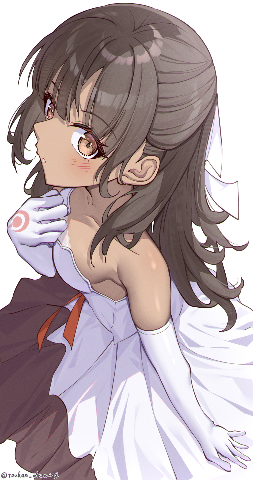 1girl, absurdres, blush, breasts, brown_eyes, brown_hair, collarbone, commentary_request, dark-skinned_female, dark_skin, dress, elbow_gloves, fate/strange_fake, fate_(series), from_above, gloves, highres, long_hair, looking_at_viewer, parted_lips, partial_commentary, simple_background, sleeveless, sleeveless_dress, small_breasts, solo, strapless, strapless_dress, tine_chelc, toukan, white_background, white_dress, white_gloves