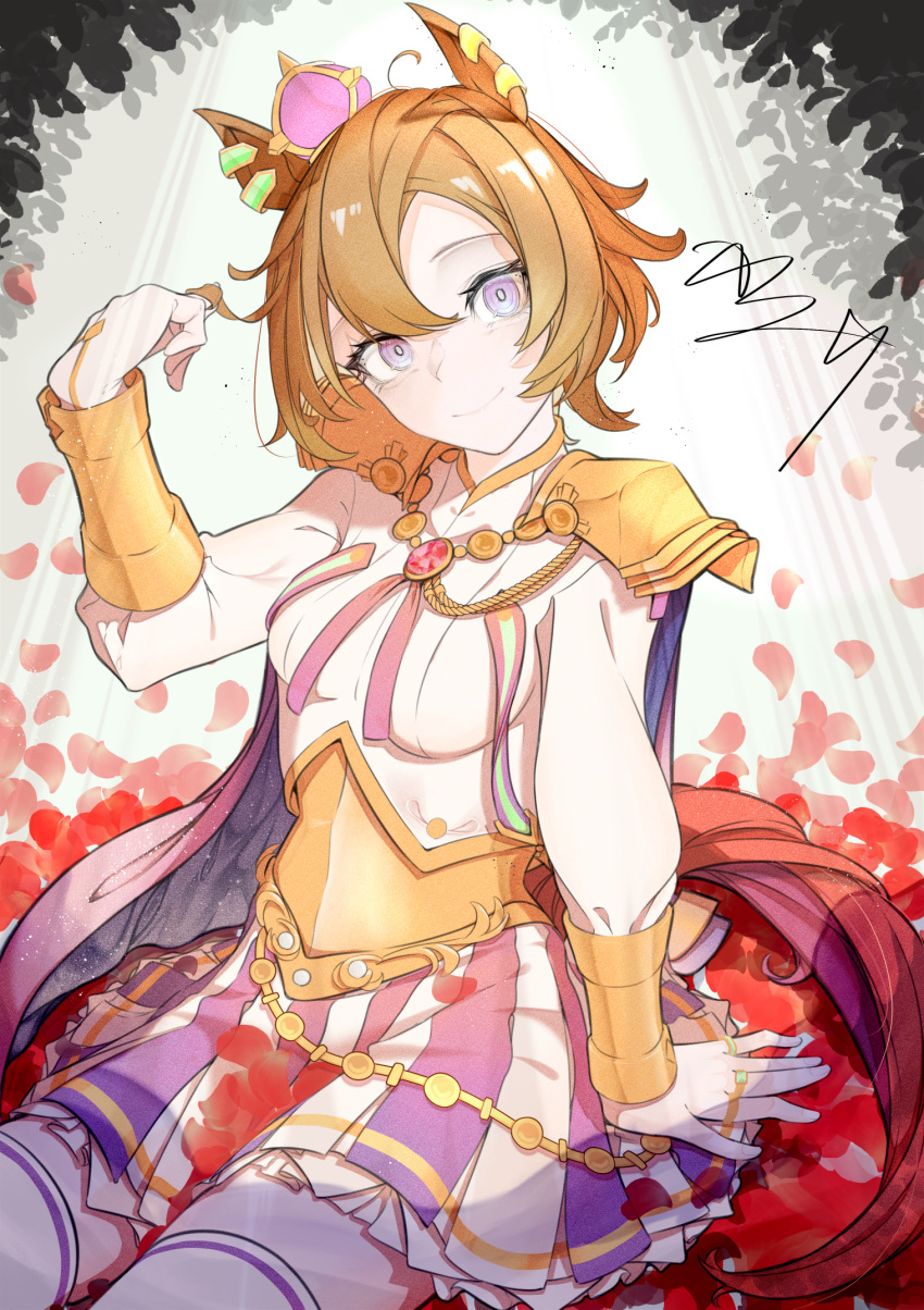1girl, animal_ears, armor, breasts, cape, closed_mouth, commentary_request, crown