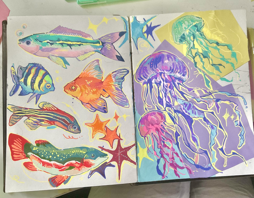 air_bubble, animal, animal_focus, bhedoods, bubble, fish, fish_request, goldfish