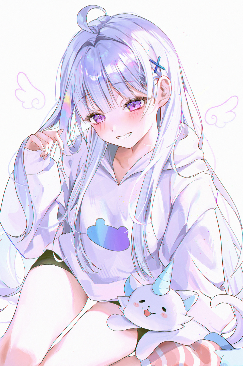 1girl, absurdres, ahoge, arnyang_(ayatsuno_yuni), ayatsuno_yuni, black_shorts, blush, choppy_bangs