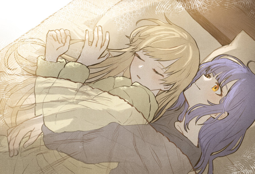 2girls, alternate_costume, black_shirt, blonde_hair, blue_hair, closed_eyes, drooling, green_pajamas