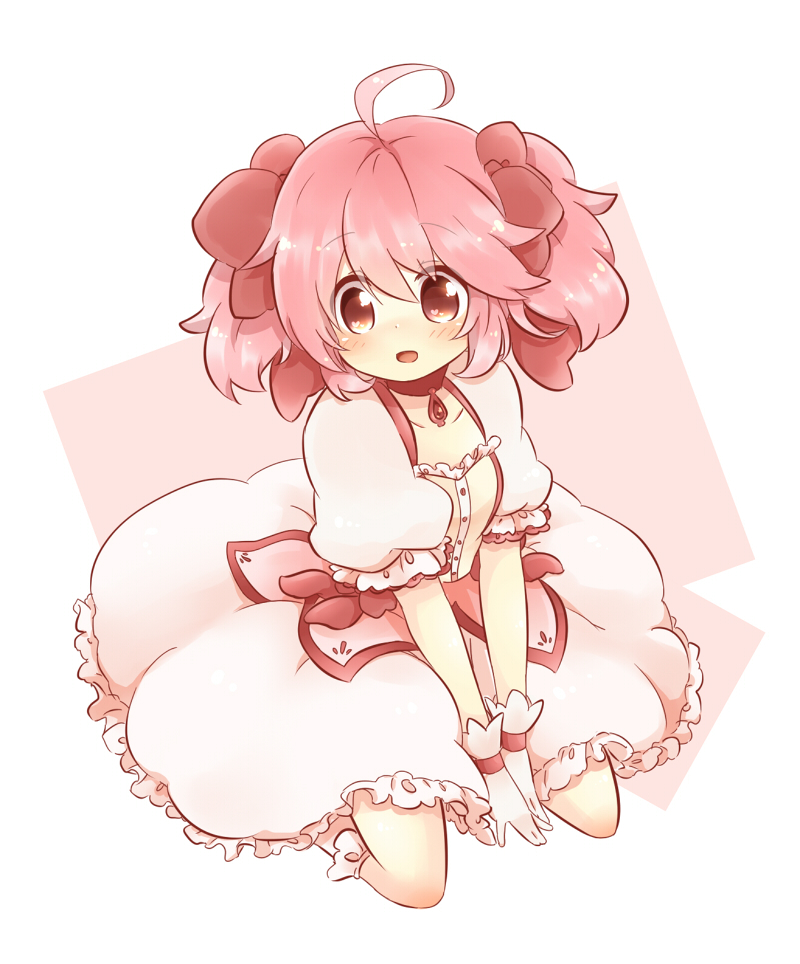 ahoge, bad_id, blush, choker, frills, gloves, kaname_madoka, kneeling, kofa_(ikyurima), magical_girl, mahou_shoujo_madoka_magica, matyurisu, open_mouth, pink, pink_eyes, pink_hair, short_hair, simple_background, sitting, solo, twintails, v_arms, wariza, white_gloves