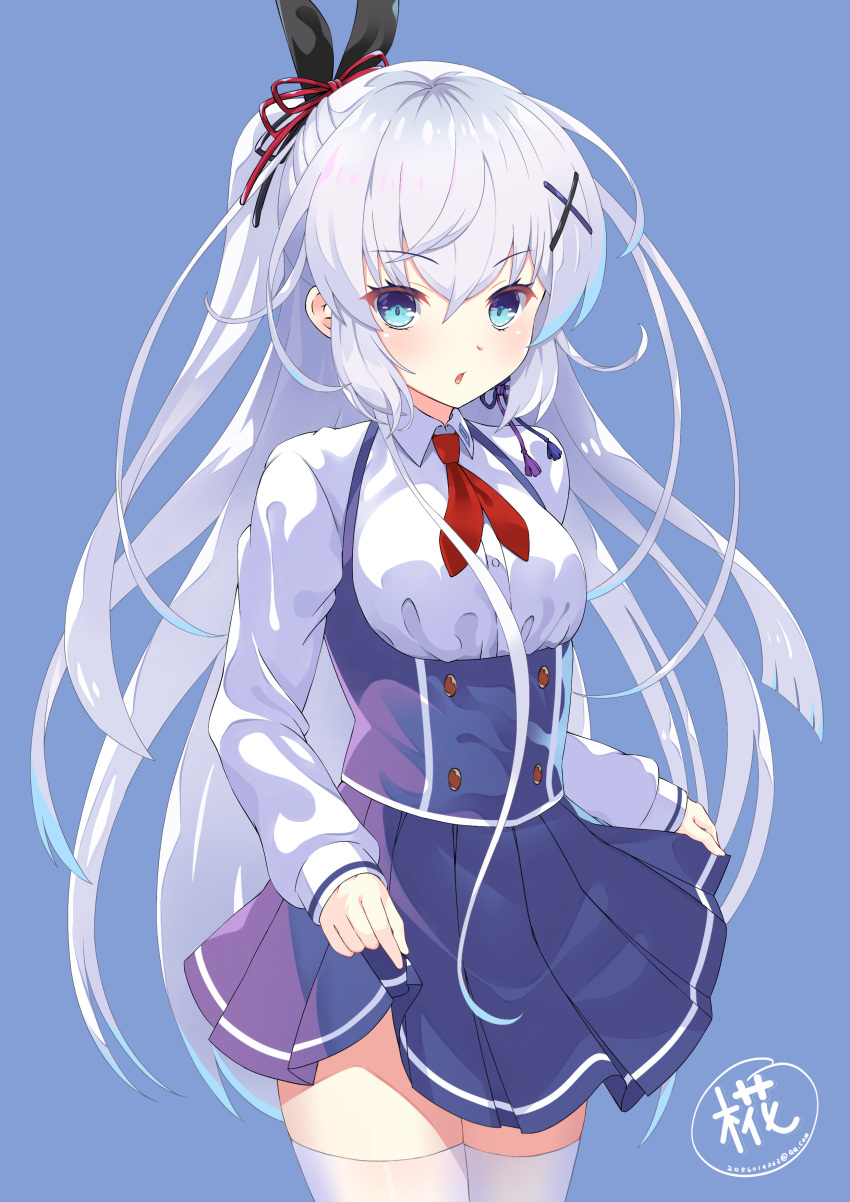 1girl, absurdres, akatsuki_yureru_koi_akari, black_ribbon, blue_background, blue_eyes, blue_skirt, blush