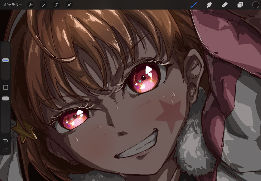 1girl, ahoge, art_program_in_frame, close-up, commentary_request, fur-trimmed_jacket, fur_trim, grin