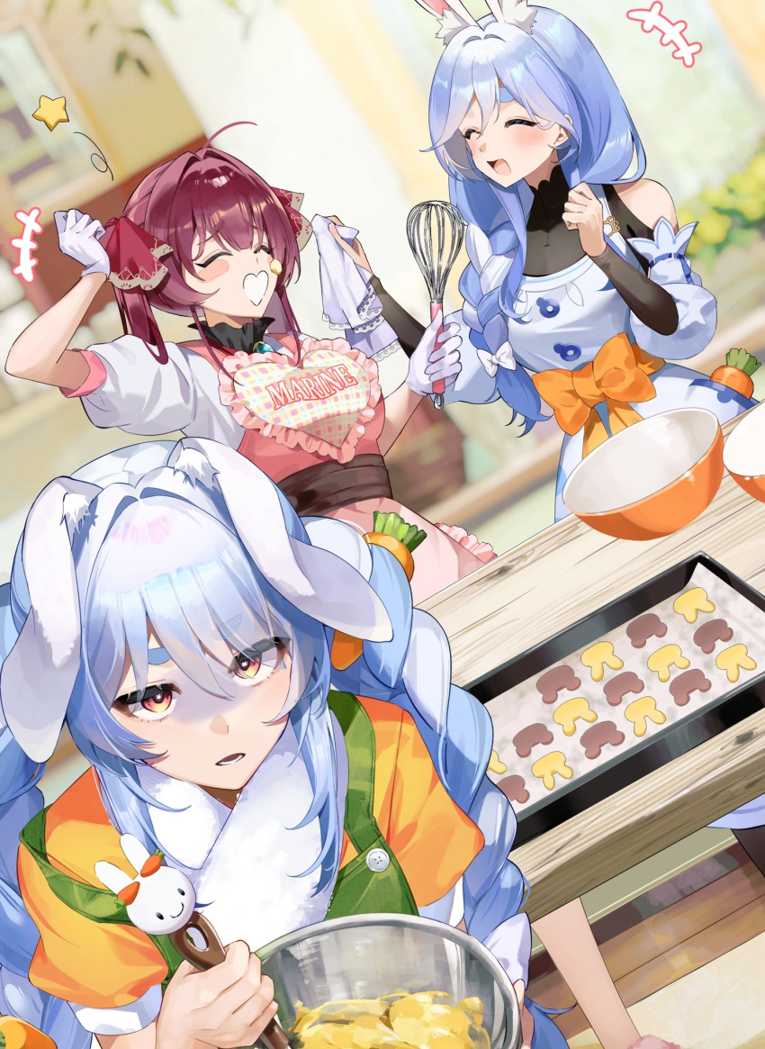 +++, 3girls, alternate_costume, amesui, animal_ear_fluff, animal_ears, apron, blurry