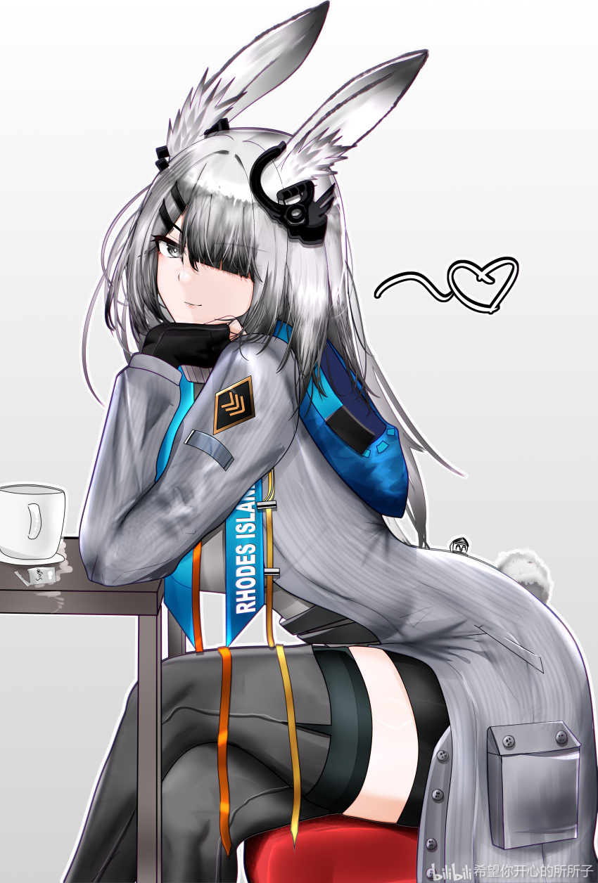 1girl, absurdres, animal_ears, arknights, bilibili_watermark, black_gloves, black_thighhighs, bright_pupils