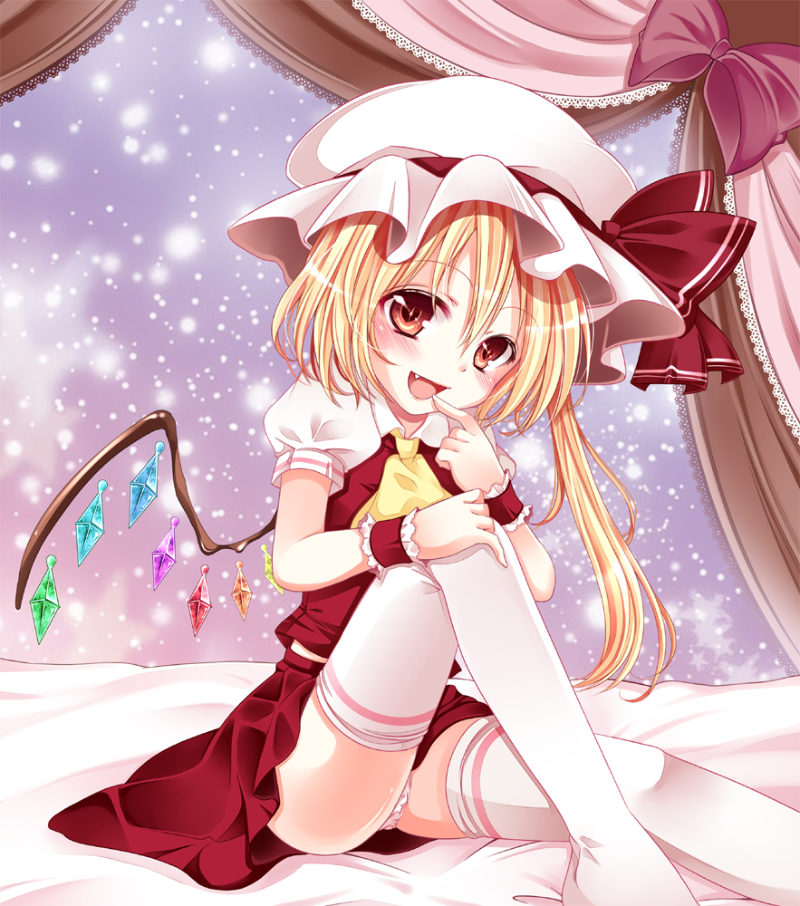 blonde_hair, blush, canopy_bed, fang, flandre_scarlet, hat, head_tilt, hoozuki_shia
