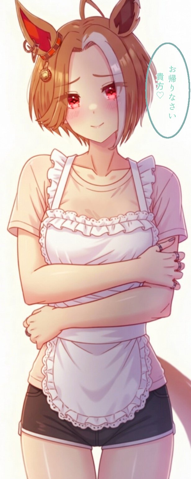 1girl, ahoge, animal_ears, apron, arms_under_breasts, black_shorts, blush, bob_cut, brown_shirt, casino_drive_(umamusume), closed_mouth, collarbone, commentary_request, ear_ornament, frilled_apron, frills, furrowed_brow, highres, horse_ears, horse_girl, horse_tail, jewelry, looking_at_viewer, multicolored_hair, multiple_rings, orange_hair, parted_bangs, red_eyes, remi-yuka-taimama, ring, shirt, short_hair, short_shorts, short_sleeves, shorts, smile, solo, speech_bubble, standing, streaked_hair, tail, translation_request, umamusume, upper_body, white_apron, white_hair