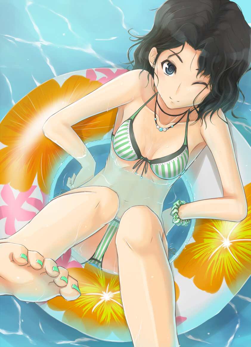 akitotika, amagami, bare_shoulders, barefoot, bikini, black_hair, blue_eyes, from_above, front-tie_top, innertube, jewelry, nail_polish, necklace, solo, swimsuit, tanamachi_kaoru, toenail_polish, vertical-striped_bikini, vertical_stripes, water, wink