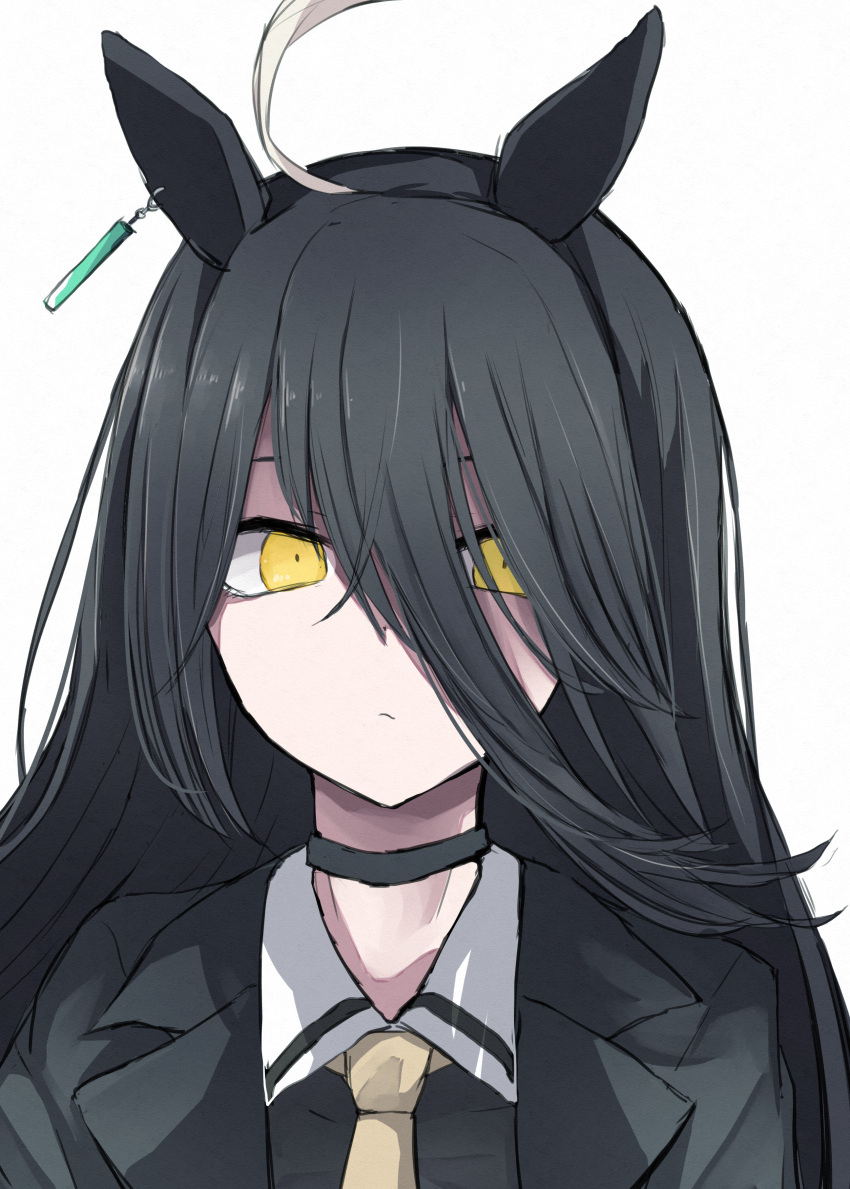 1girl, absurdres, ahoge, animal_ears, black_choker, black_coat, black_hair, black_shirt, choker, closed_mouth, coat, collared_shirt, ear_tag, earrings, hair_between_eyes, highres, horse_ears, horse_girl, jewelry, long_hair, long_hair_between_eyes, manhattan_cafe_(creeping_shadow)_(umamusume), manhattan_cafe_(umamusume), multicolored_hair, necktie, shirt, simple_background, single_earring, solo, umamusume, upper_body, white_background, white_hair, yellow_eyes, yellow_necktie, yozakura_rakuza