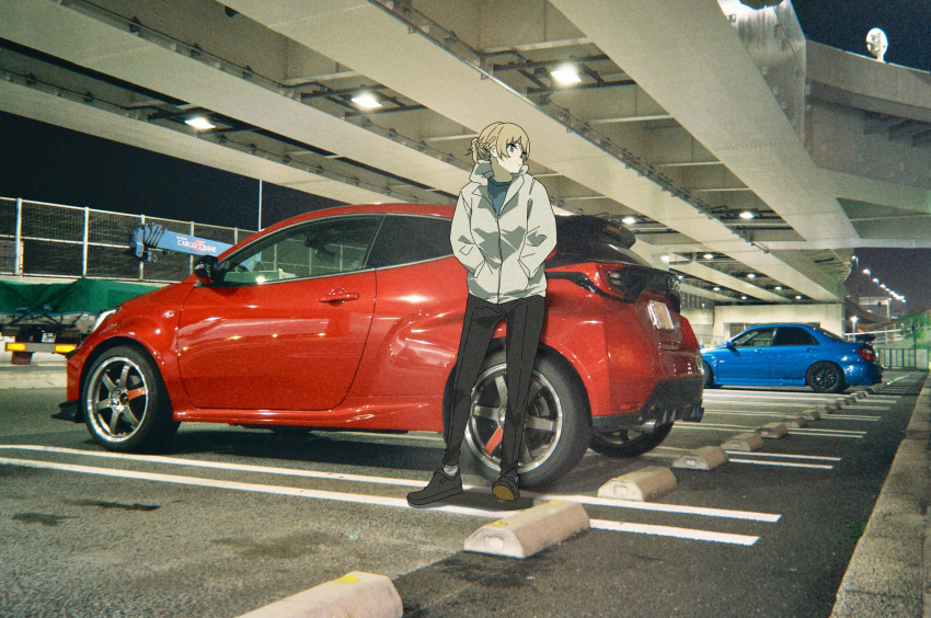 1girl, absurdres, black_pants, black_shoes, blonde_hair, blue_car, blue_shirt, car, commentary_request, crane_(machine), crane_truck, hands_in_pockets, highres, hood, hooded_jacket, jacket, looking_to_the_side, motor_vehicle, original, outdoors, overpass, pants, parking_lot, photo_background, ponytail, red_car, shirt, shoes, short_hair, solo, soutou_nagi, standing, truck, vehicle_request, white_jacket