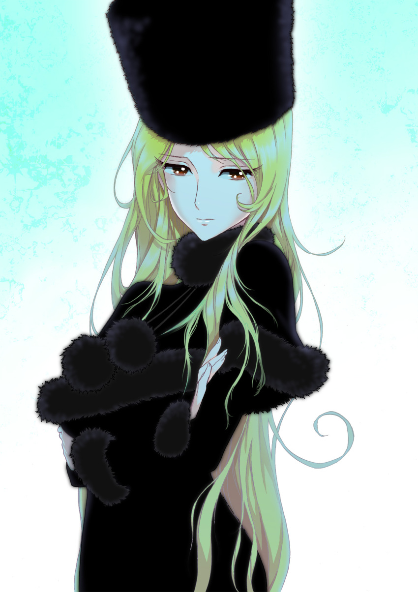 1girl, arms_under_breasts, black_capelet, black_coat, black_hat, blonde_hair, bloom, breasts, brown_eyes, capelet, closed_mouth, coat, commentary_request, cowboy_shot, crossed_arm, eyelashes, fetishist, fur-trimmed_capelet, fur-trimmed_sleeves, fur_coat, fur_collar, fur_hat, fur_trim, ginga_tetsudou_999, gradient_background, hat, highres, large_breasts, long_hair, long_sidelocks, long_sleeves, maetel, pom_pom_(clothes), sidelocks, solo, standing, tsurime, very_long_hair