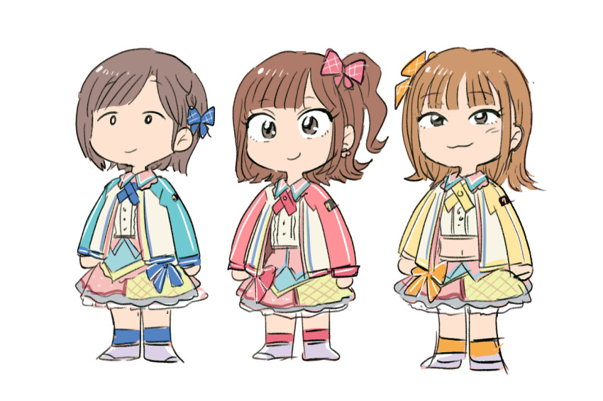 3girls, blue_bow, bow, brown_eyes, brown_hair, chibi, closed_mouth, commentary_request