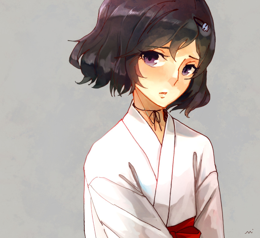 1boy, black_hair, black_ribbon, bow, commentary_request, gosuroriinnko, grey_background, hair_ornament