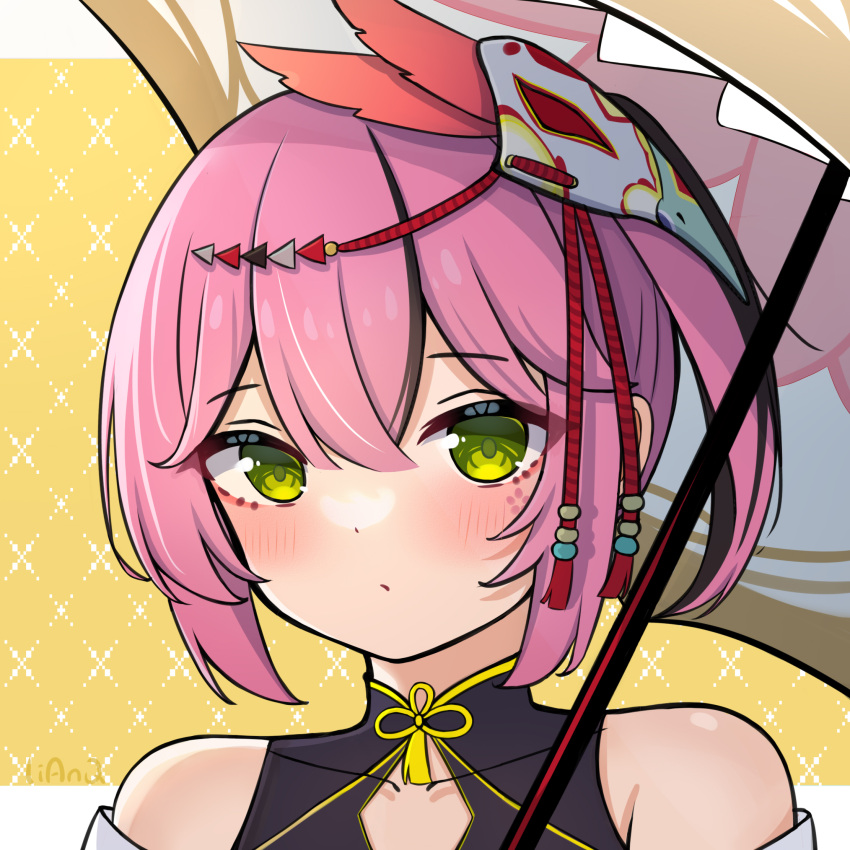 1girl, bare_shoulders, blush, closed_mouth, commentary_request, flower, green_eyes, hair_ornament