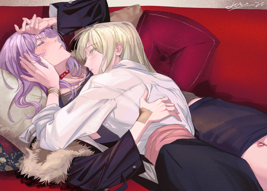 2girls, absurdres, bang_dream!, bang_dream!_it's_mygo!!!!!, black_gloves, black_skirt, blush, chinese_commentary