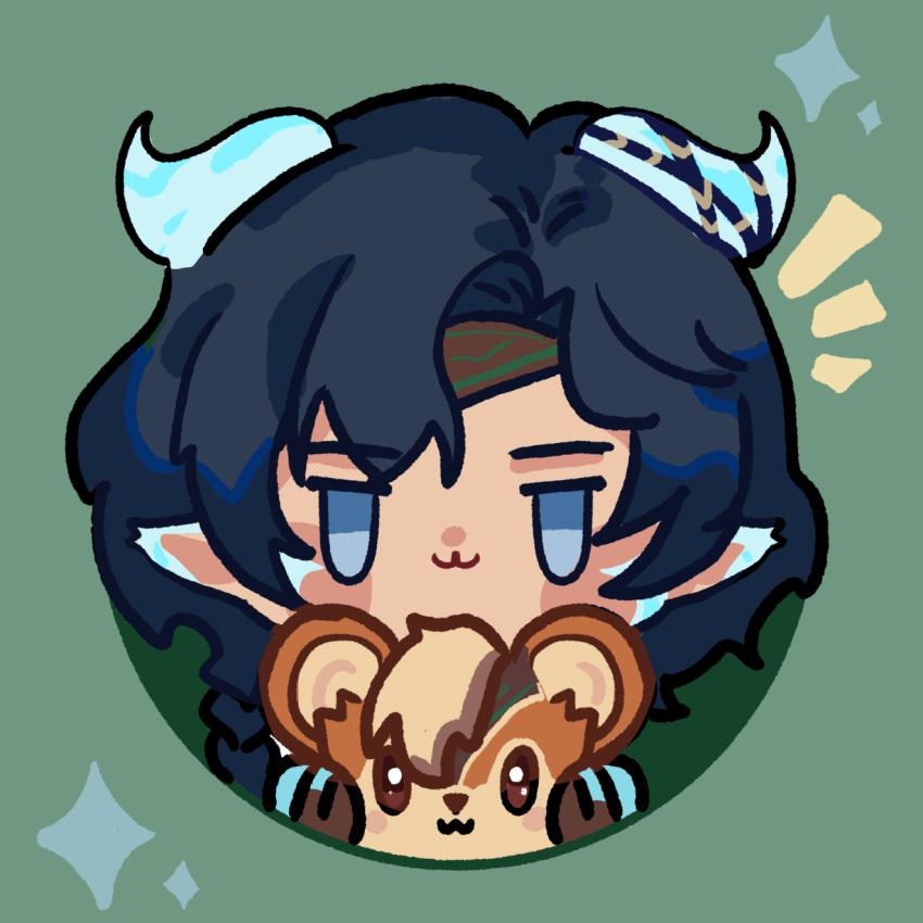 1boy, :3, angert_(infinity_nikki), animal, black_hair, blue_eyes, blue_horns, blue_ribbon, blush_stickers, braid, brown_gloves, brown_headband, chenzui18100, chinese_commentary, circle, closed_mouth, commentary_request, dragon_boy, gloves, green_background, happy, headband, highres, holding, holding_animal, horn_ornament, horn_ribbon, horns, infinity_nikki, mouse_(animal), nikki_(series), pointy_ears, ribbon, short_hair_with_long_locks, side_braid, single_braid, smile, solo, sparkle, straight-on, tan, upper_body