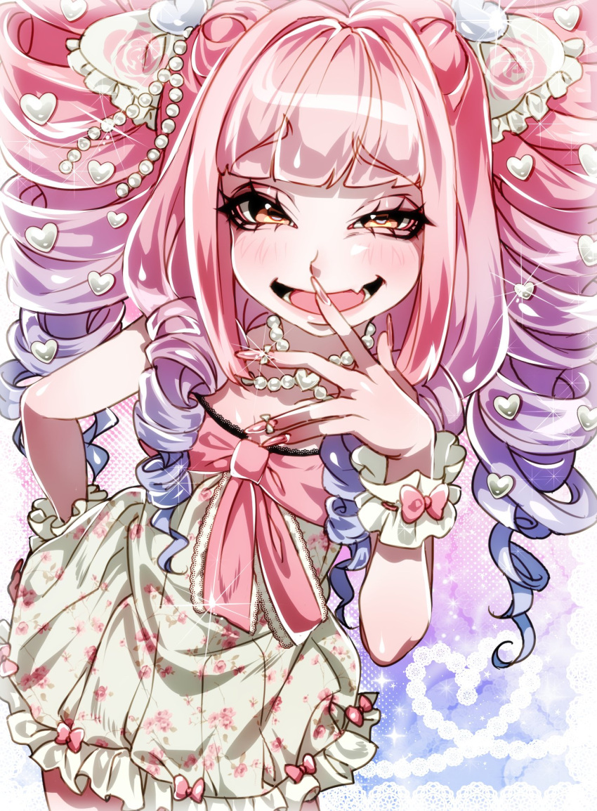 blush, commentary, drill_hair, evil_smile, gyaru, hair_ornament, hand_on_own_hip, heart, heart_hair_ornament, heartsync, highres, hime_gyaru, jewelry, kumu_cotton, miumiumisha, multicolored_hair, naughty_face, necklace, pearl_hair_ornament, pearl_necklace, pink_hair, smile, twintails, two-tone_hair