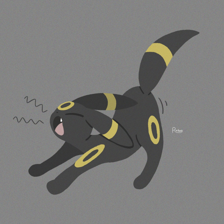 closed_eyes, commentary_request, fang, grey_background, highres, no_humans, open_mouth, pokemon, pokemon_(creature), pokemon_focus, ririko_(nagareboshi), simple_background, stretching, umbreon, yawning