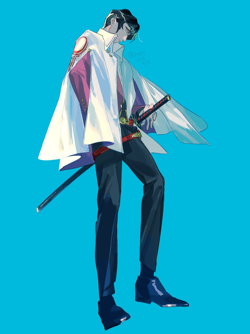artist_name, black_hair, black_pants, black_shoes, blue_background, cloak, expressionless, fate/grand_order, fate_(series), from_side, full_body, high_collar, highres, hrkt_(fructo), itou_kashitarou_(fate), katana, looking_down, pants, profile, sheath, sheathed, shoes, short_hair, simple_background, sword, twitter_username, weapon, white_cloak