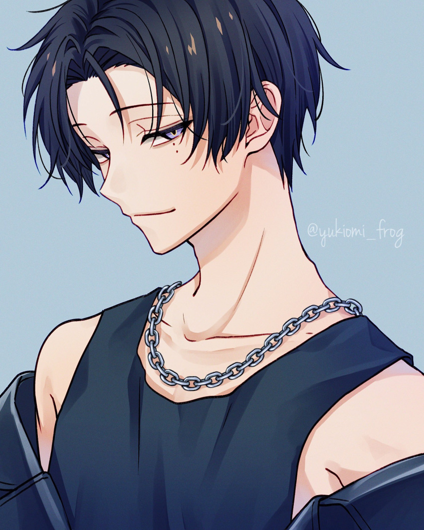 18trip, 1boy, black_jacket, black_tank_top, chain, chain_necklace, closed_mouth, grey_background