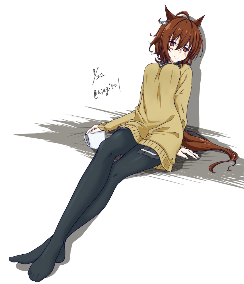 1girl, adapted_costume, agnes_tachyon_(tach-nology)_(umamusume), agnes_tachyon_(umamusume), animal_ear_earrings, animal_ears, arm_support, artist_name, asagi501, black_pantyhose, black_shirt, breasts, brown_hair, brown_sweater, chemical_structure_earrings, closed_mouth, collared_shirt, commentary_request, crossed_legs, cup, dated, earrings, full_body, highres, holding, holding_cup, horse_ears, horse_girl, horse_tail, jewelry, long_sleeves, looking_at_viewer, medium_breasts, medium_hair, messy_hair, mug, no_shoes, pantyhose, red_eyes, shadow, shirt, shirt_under_sweater, simple_background, single_earring, sitting, smile, solo, split_mouth, sweater, tail, twitter_username, umamusume, variant_set, watermark, white_background, wing_collar