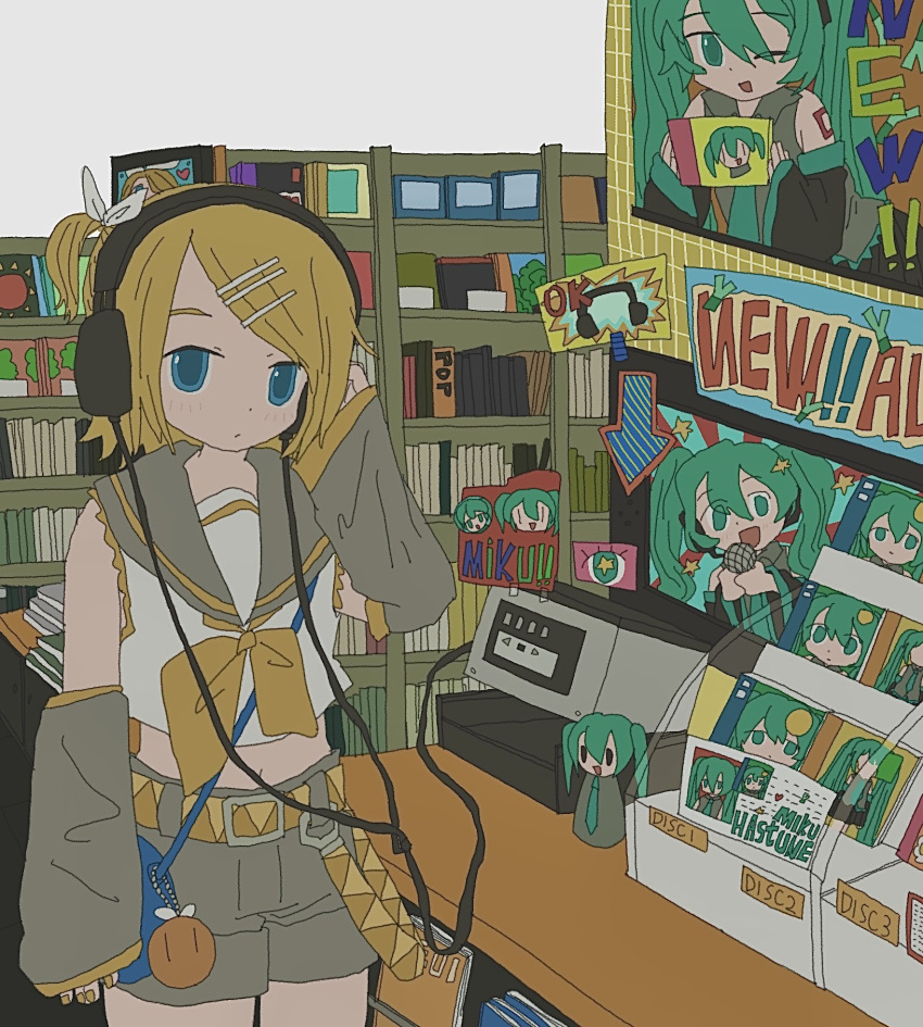 1girl, aqua_hair, bag, belt, black_sailor_collar, black_shorts, blonde_hair, blue_bag