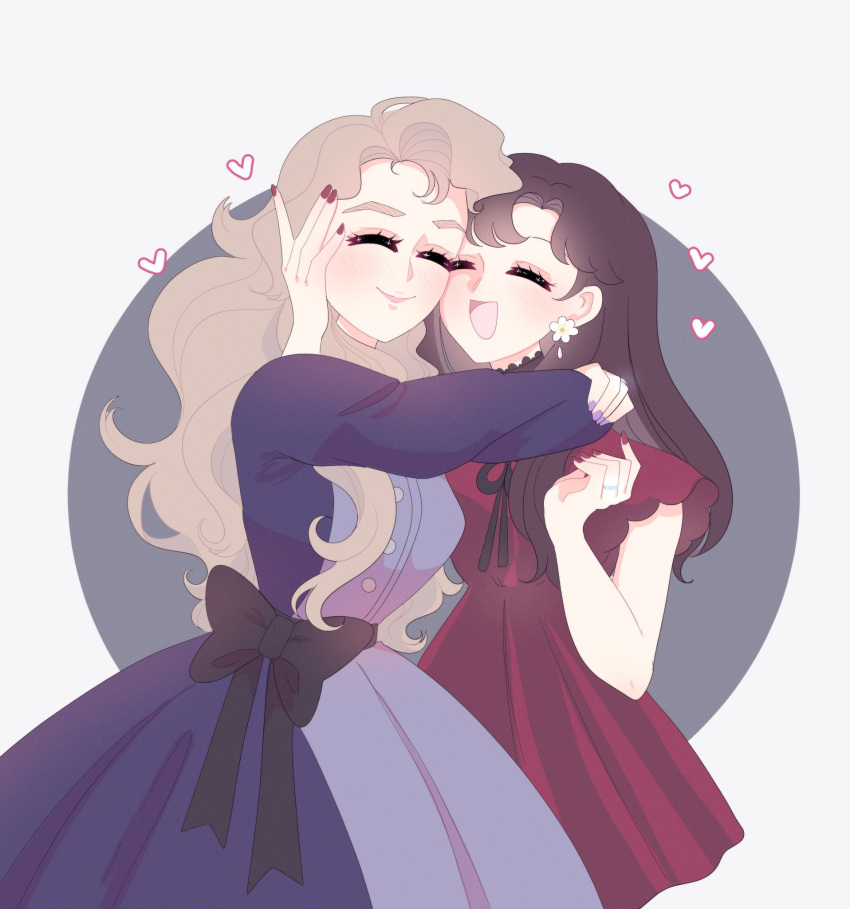 2girls, :d, ^_^, arms_around_neck, black_bow, black_hair, black_ribbon, blonde_hair
