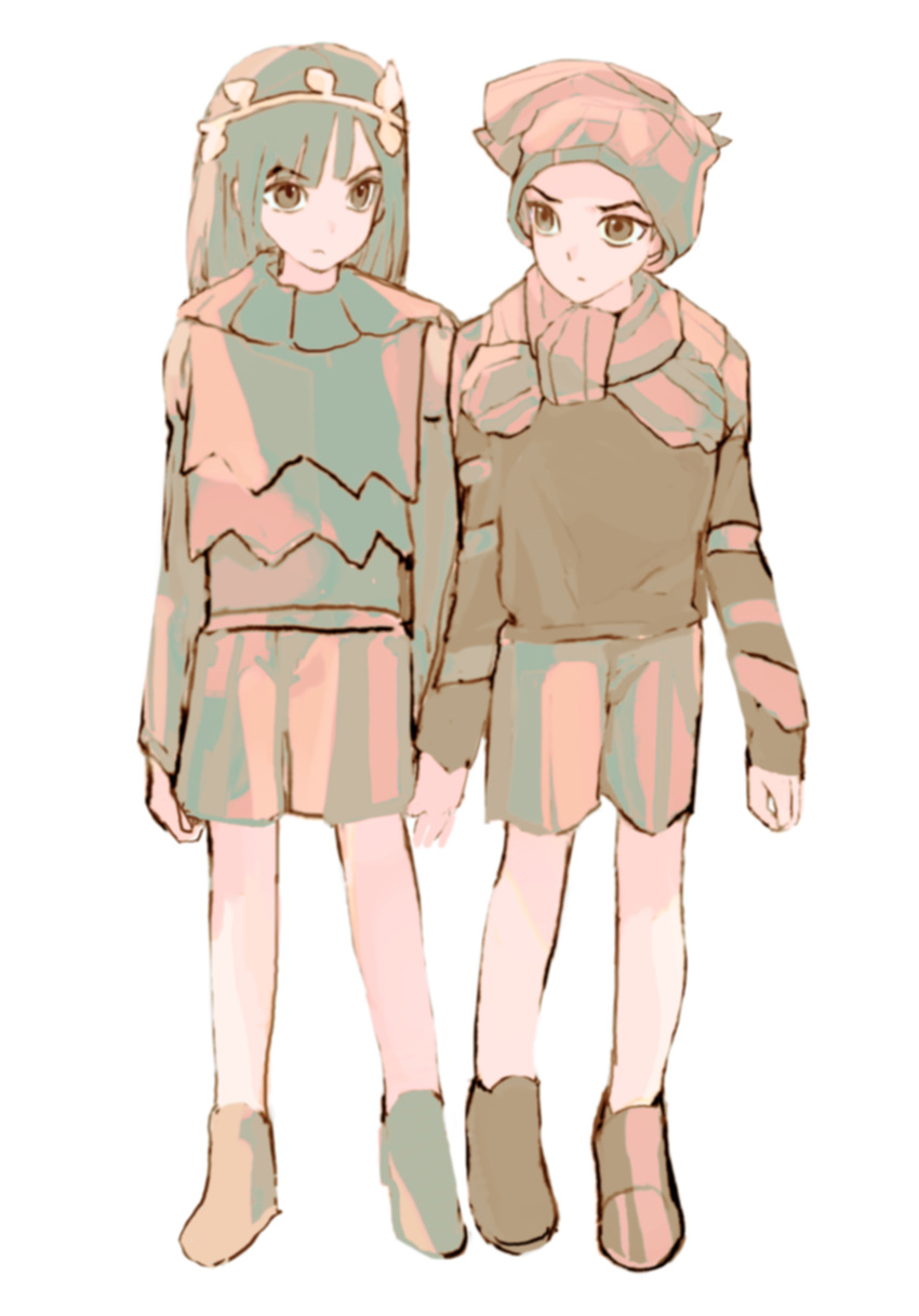 2boys, aged_down, black_hair, brown_eyes, brown_shorts, brown_sweater, chinese_commentary, commentary