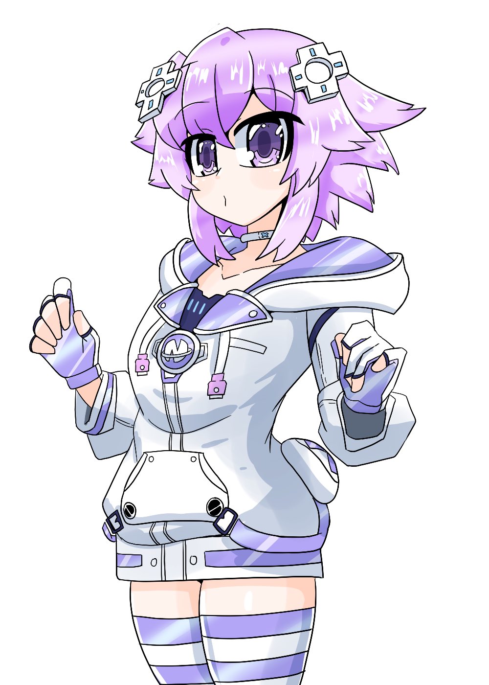 1girl, choker, commentary_request, d-pad, d-pad_hair_ornament, drawstring, emblem, fingerless_gloves, gloves, hair_ornament, highres, hood, hoodie, nepnepdaitsuki, neptune_(neptunia), neptune_(series), purple_hair, short_hair, sidelocks, simple_background, solo, striped_clothes, striped_thighhighs, thigh-highs, usb, violet_eyes, white_background, white_choker